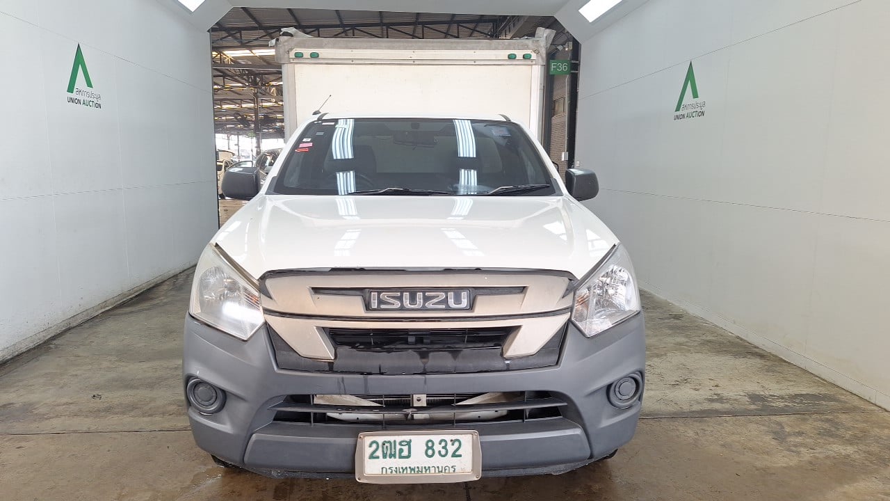 ISUZ ISUZ073 SPARK 1.9 Chassis MT 2020
