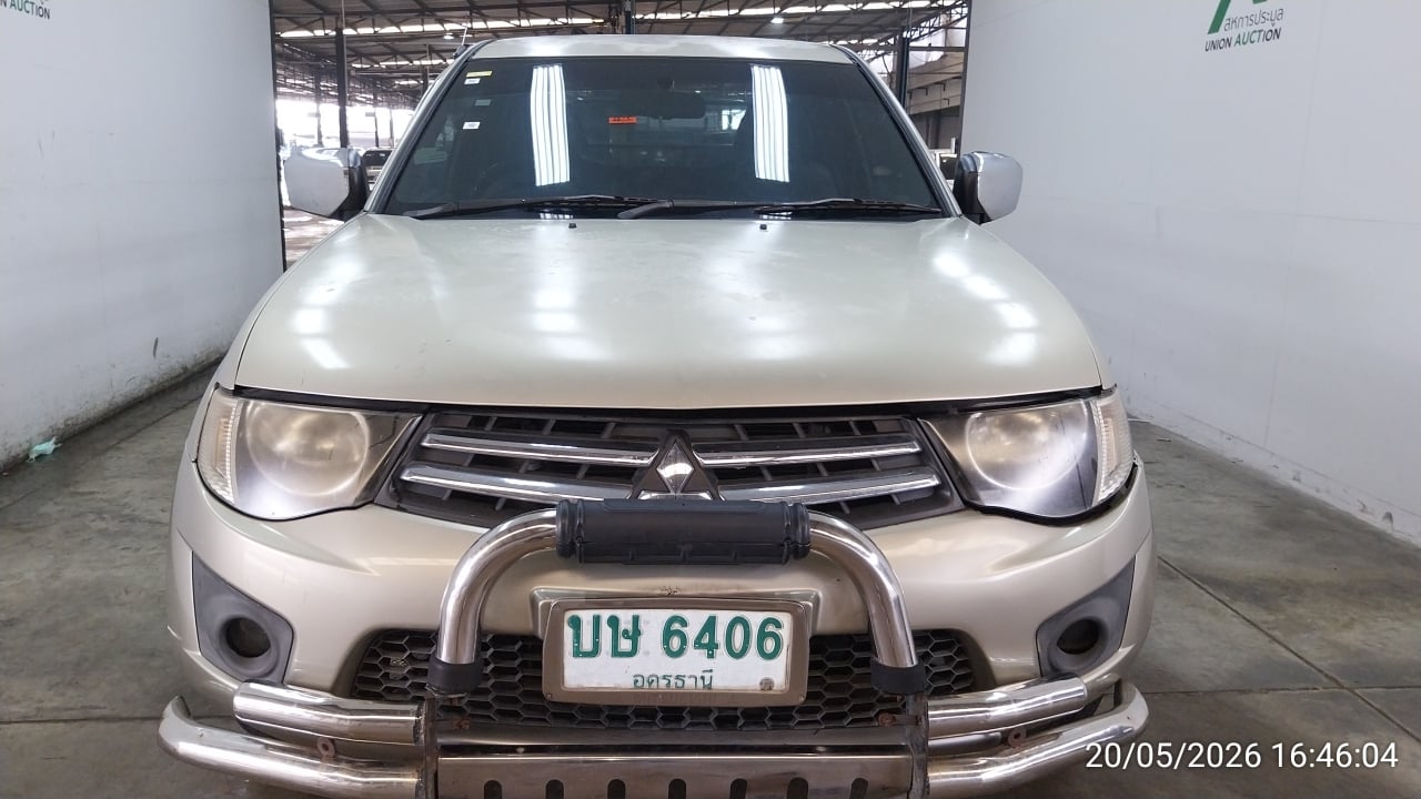 MITS MITS027 Ext. Cab 2.4 GLX MT (CNG) 2011