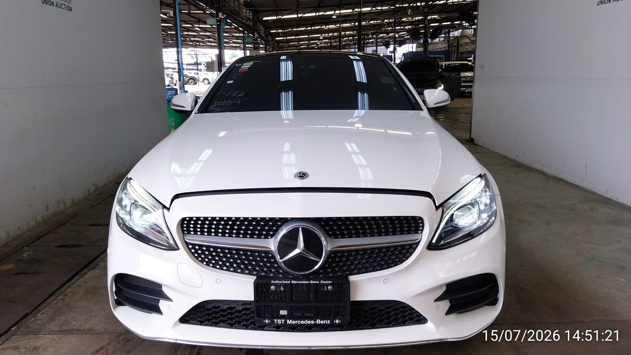 MERC MERC052 2.0 AT Coupe 2022
