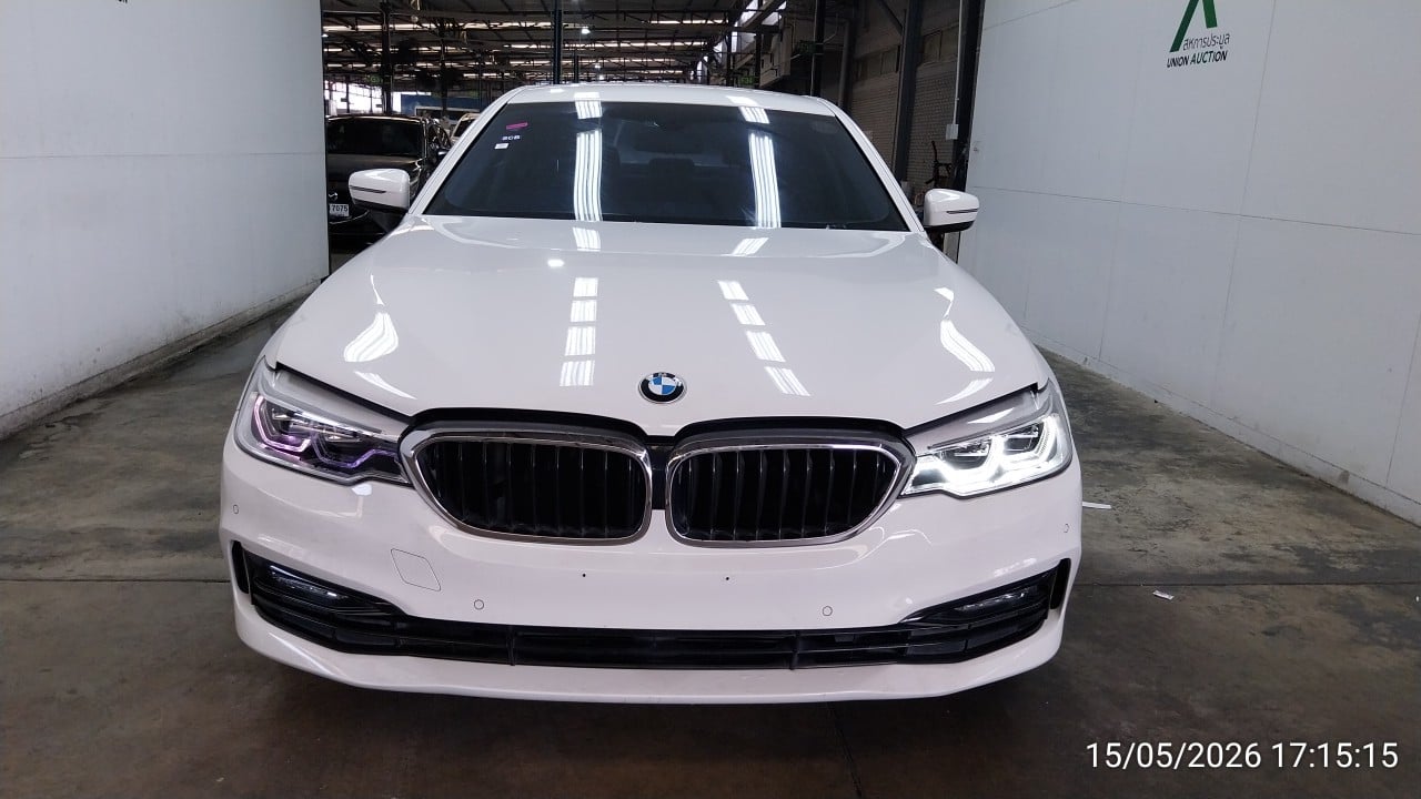 BMW BMW044 2.0 Sport AT 2018