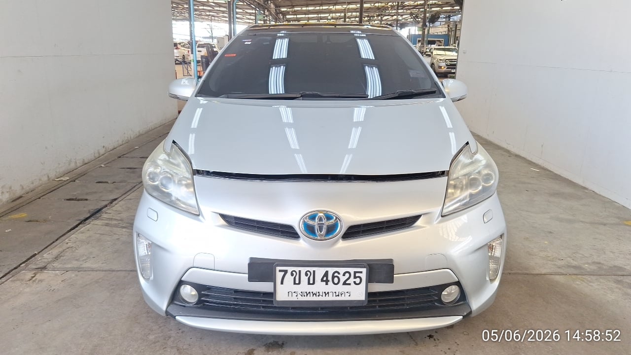 TOYO TOYO081 1.8 Hybrid CVT Hatch 2012
