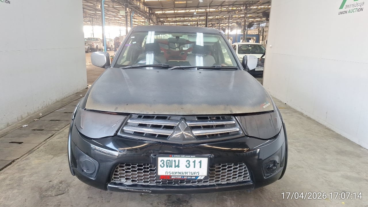 MITS MITS027 Ext. Cab 2.5 MT 2010