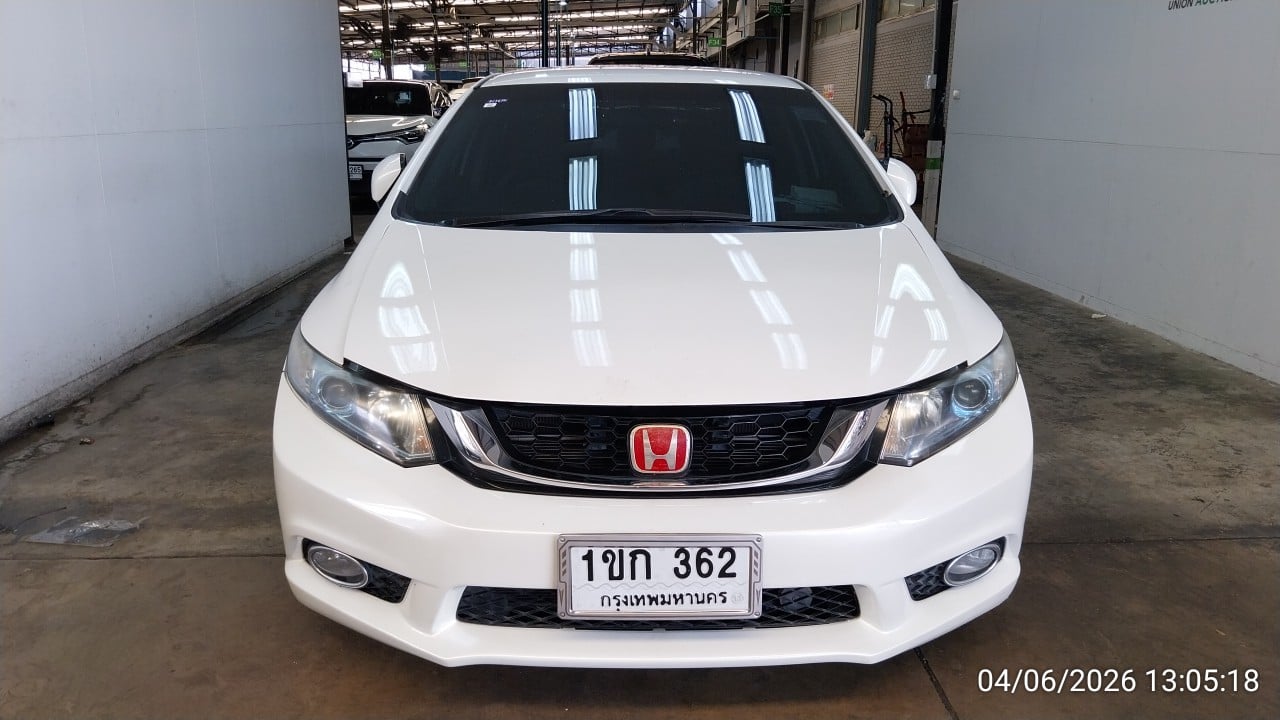 HOND HOND004 1.5 Hybrid CVT FB (Navi) 2014