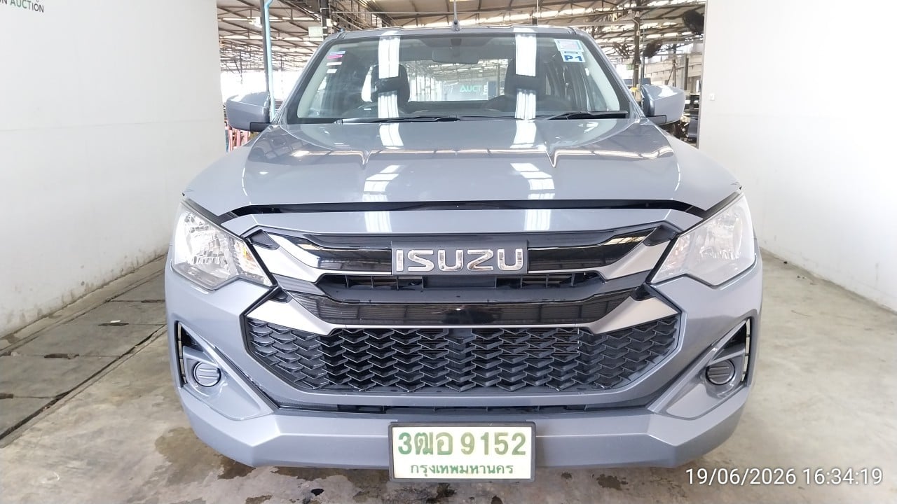 ISUZ ISUZ073 SpaceCab 3.0 S MT 2024