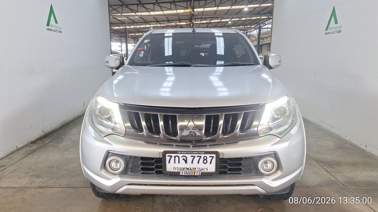 MITS MITS027 Dual Cab 2.4 GLS  Plus AT 2018