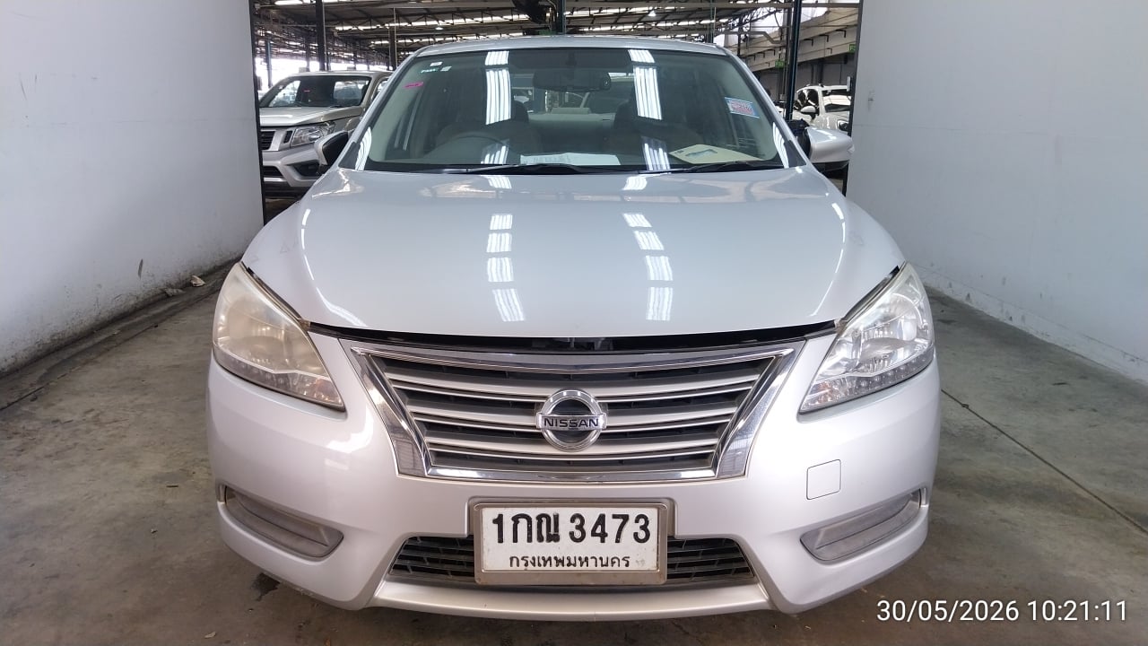 NISS NISS047 1.6 E CVT 2012