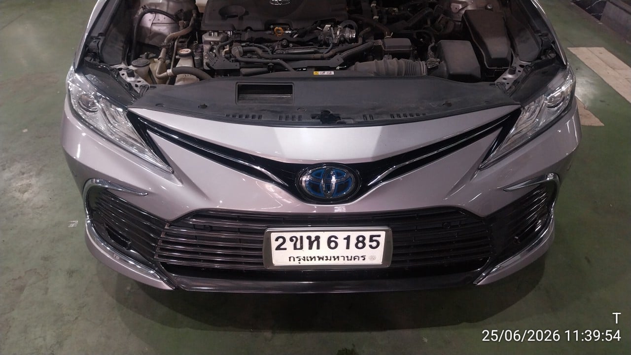 TOYO TOYO002 2.5 HEV Premium E-CVT (Hybrid) 2022