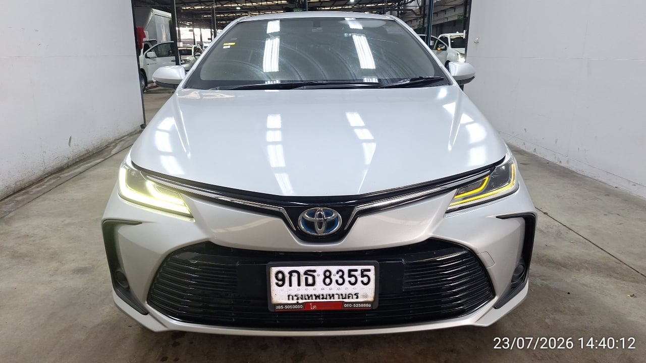 TOYO TOYO020 1.8 Hybrid Mid E-CVT 2020