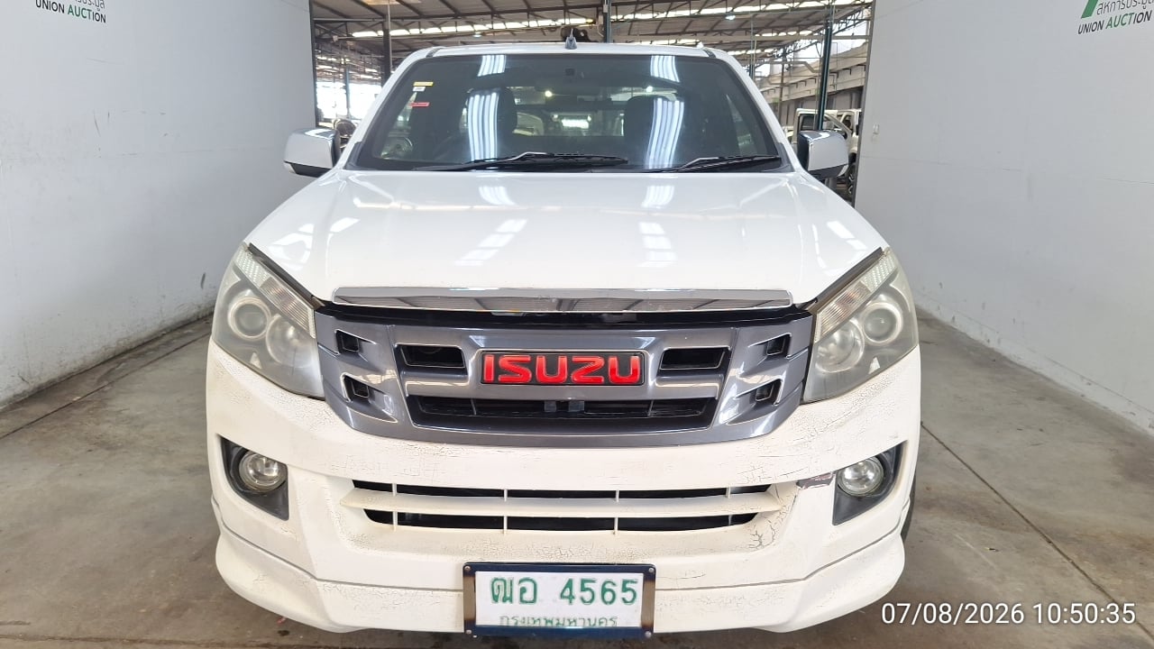 ISUZ ISUZ073 SPACECAB 2.5 X-Series Z MT (VGS) (ABS) 2013