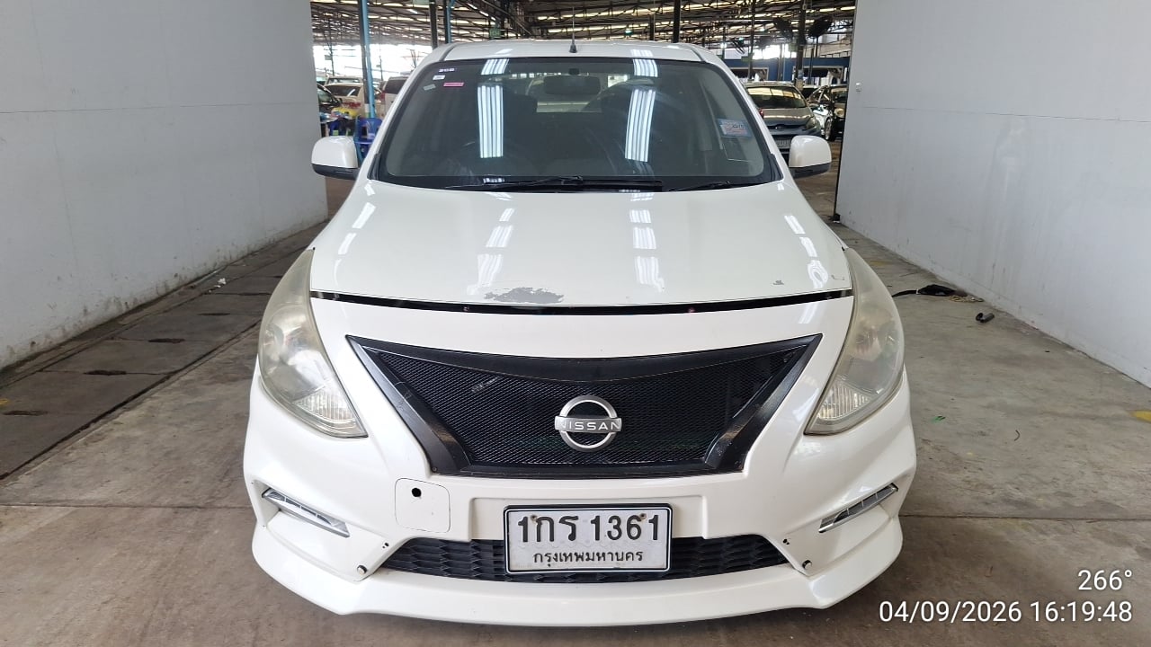 NISS NISS020 1.2 V CVT 2013