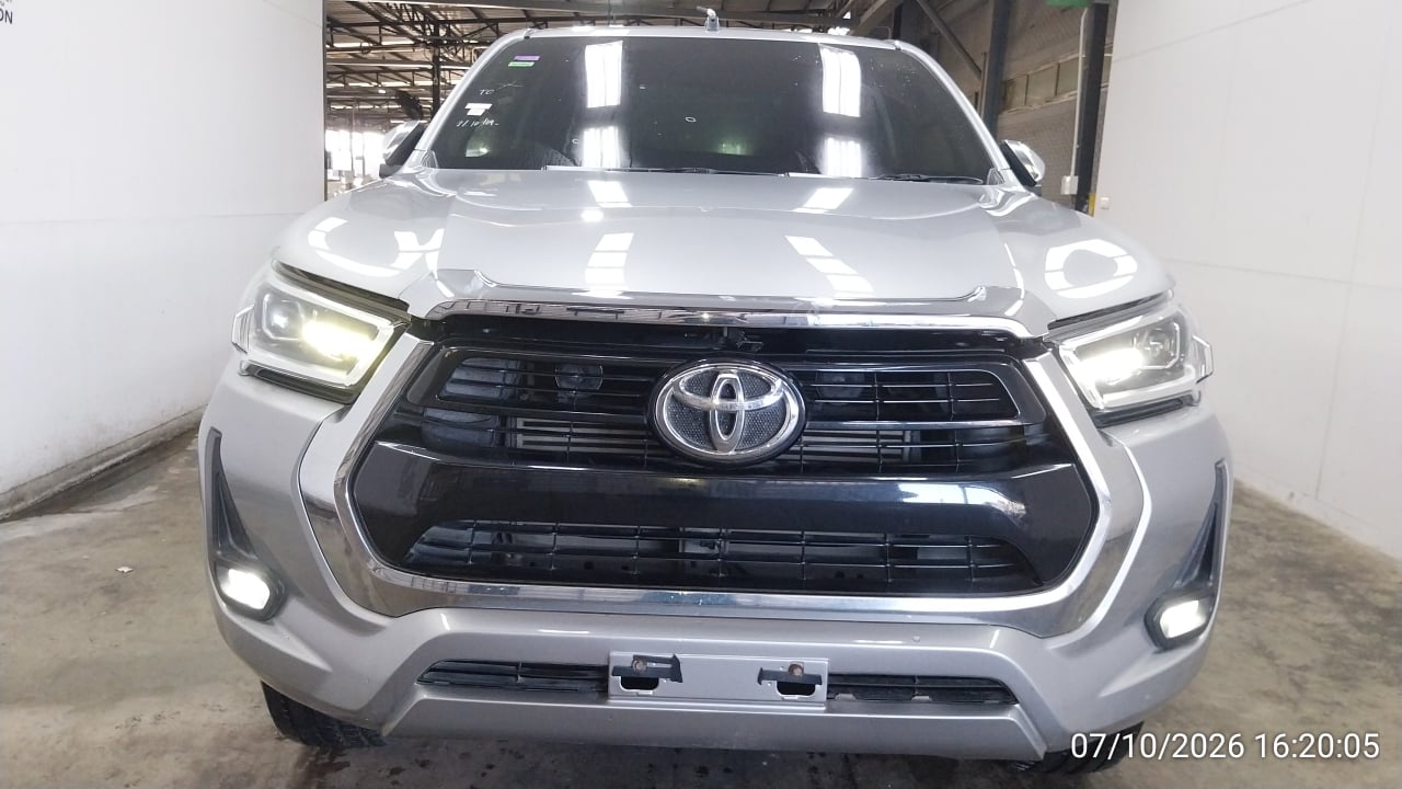 TOYO TOYO120 Smart Cab 2.4 Prerunner Entry AT 2022