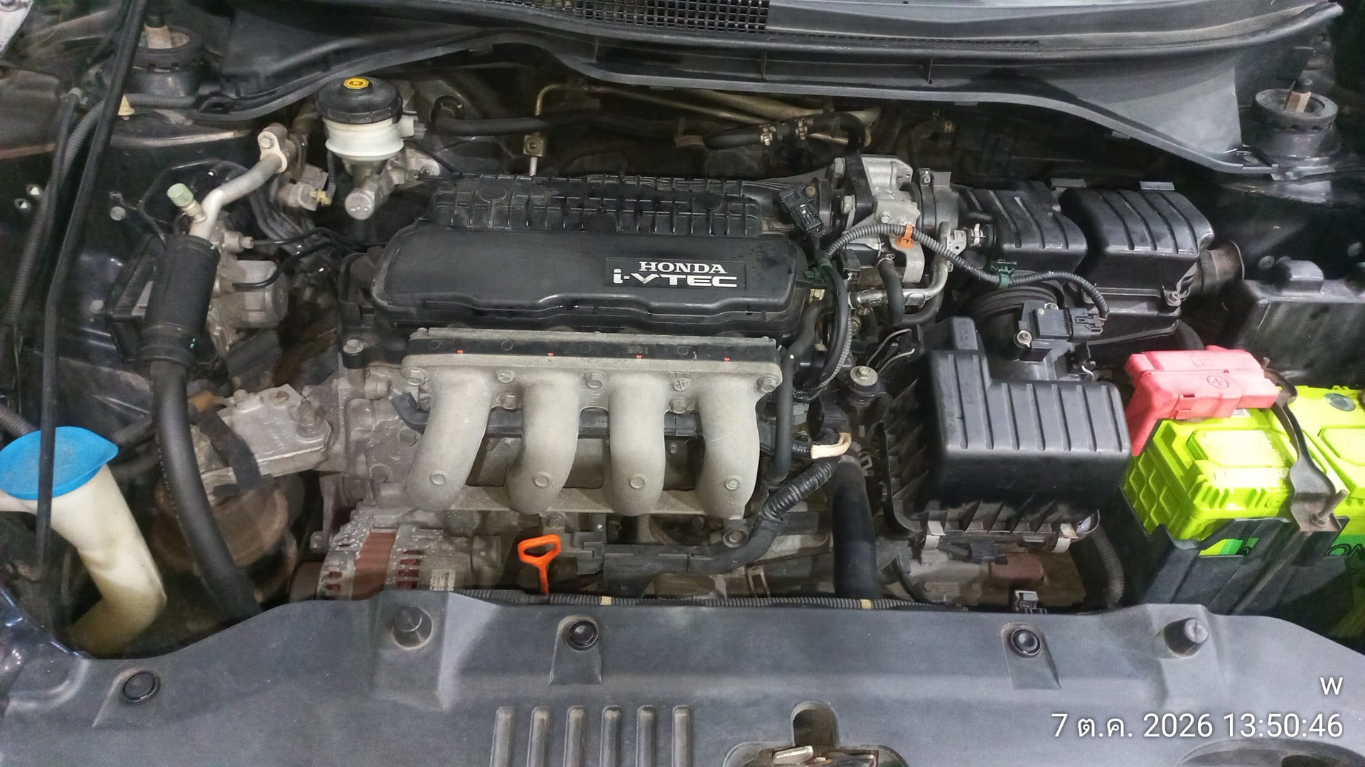 HOND HOND003 1.5 V i-VTEC AT 2011