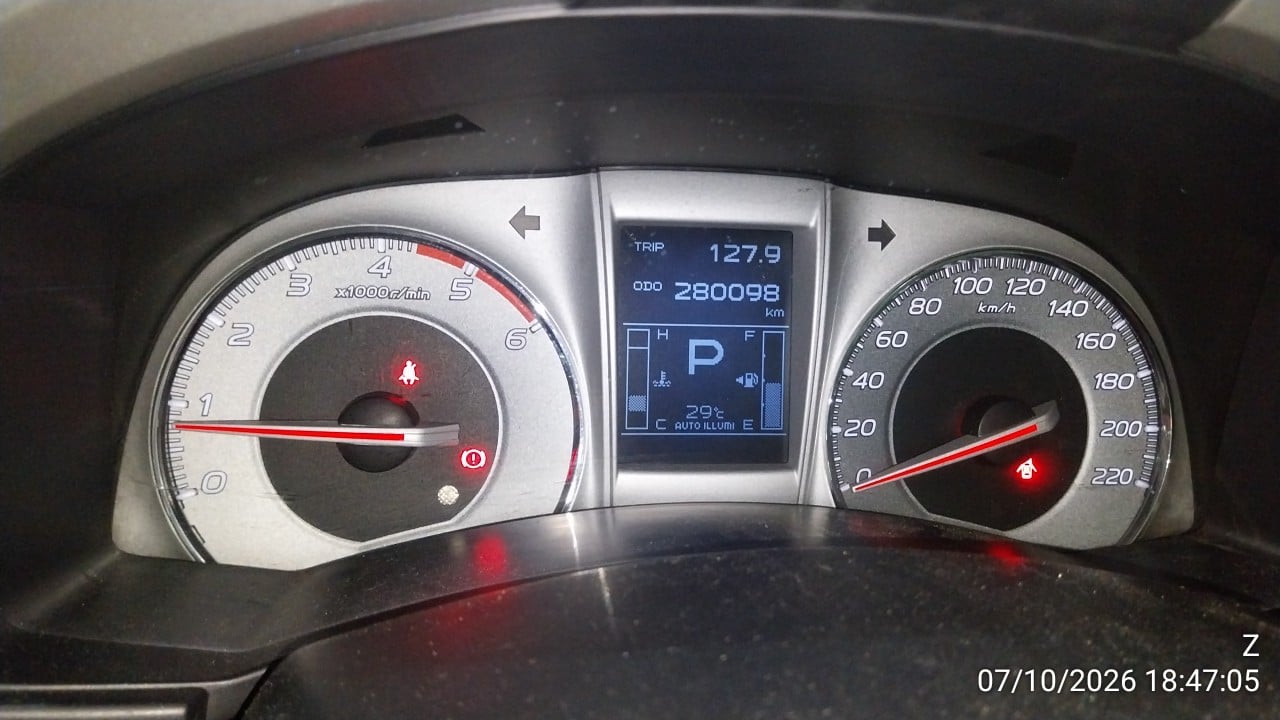 ISUZ ISUZ065 3.0 AT 2014