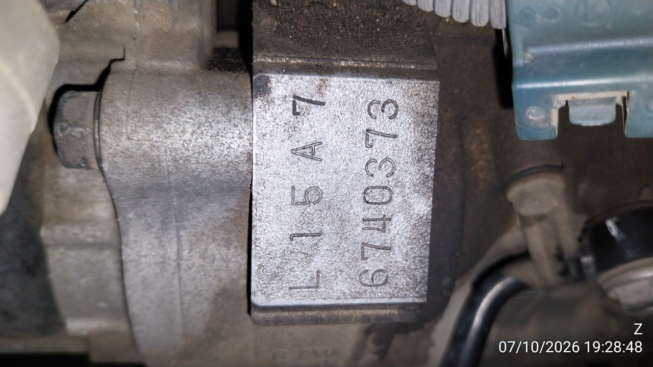 HOND HOND003 1.5 S i-VTEC AT 2013