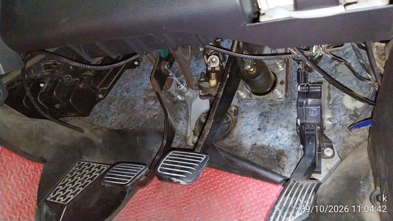 ISUZ ISUZ073 SPARK 3.0 S MT 2017