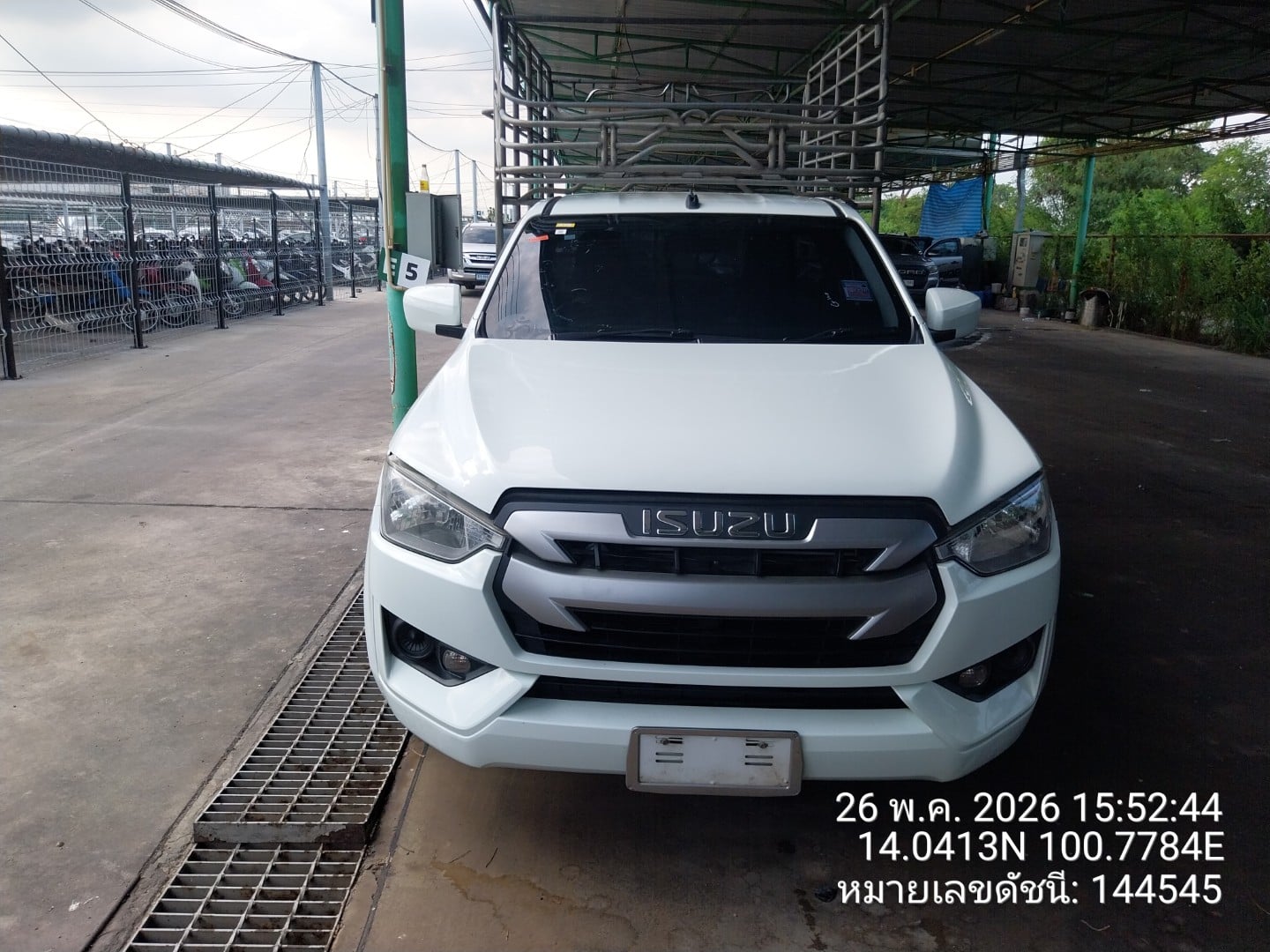 ISUZ ISUZ073 SPARK 3.0 S MT 2021