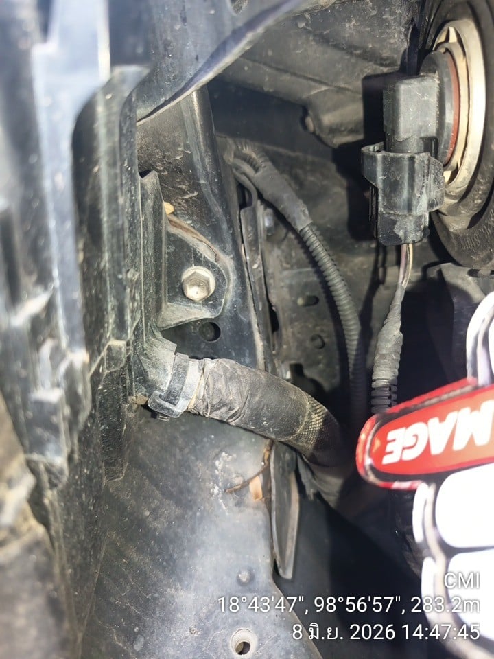 TOYO TOYO081 1.8 Hybrid CVT Hatch 2012