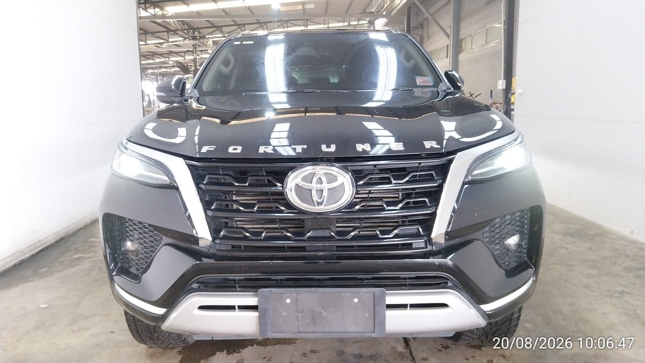 TOYO TOYO051 2.4 V 4WD AT (AB/ABS) 2021