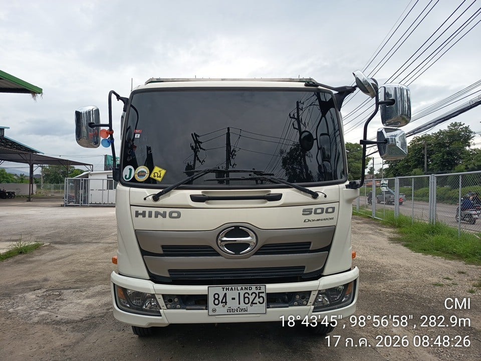HINO HINO015 รถบรรทุก 6 ล้อ 2025