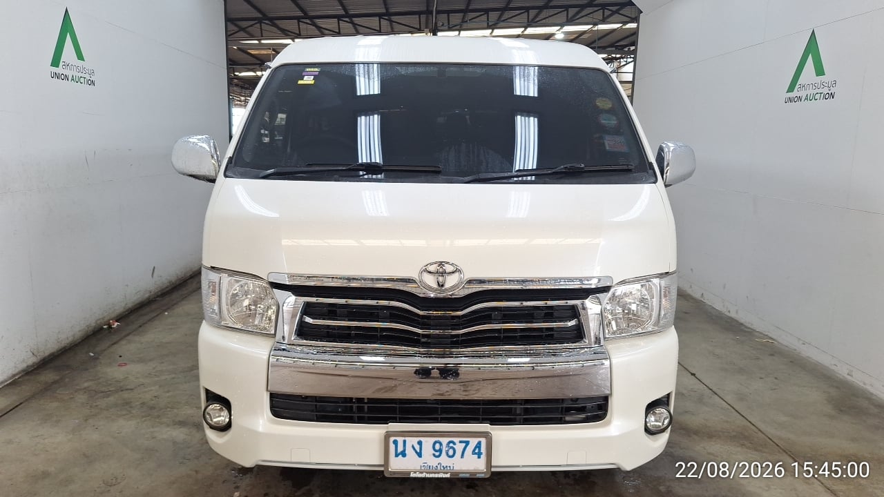 TOYO TOYO078 Mid Roof 3.0 G AT 2018