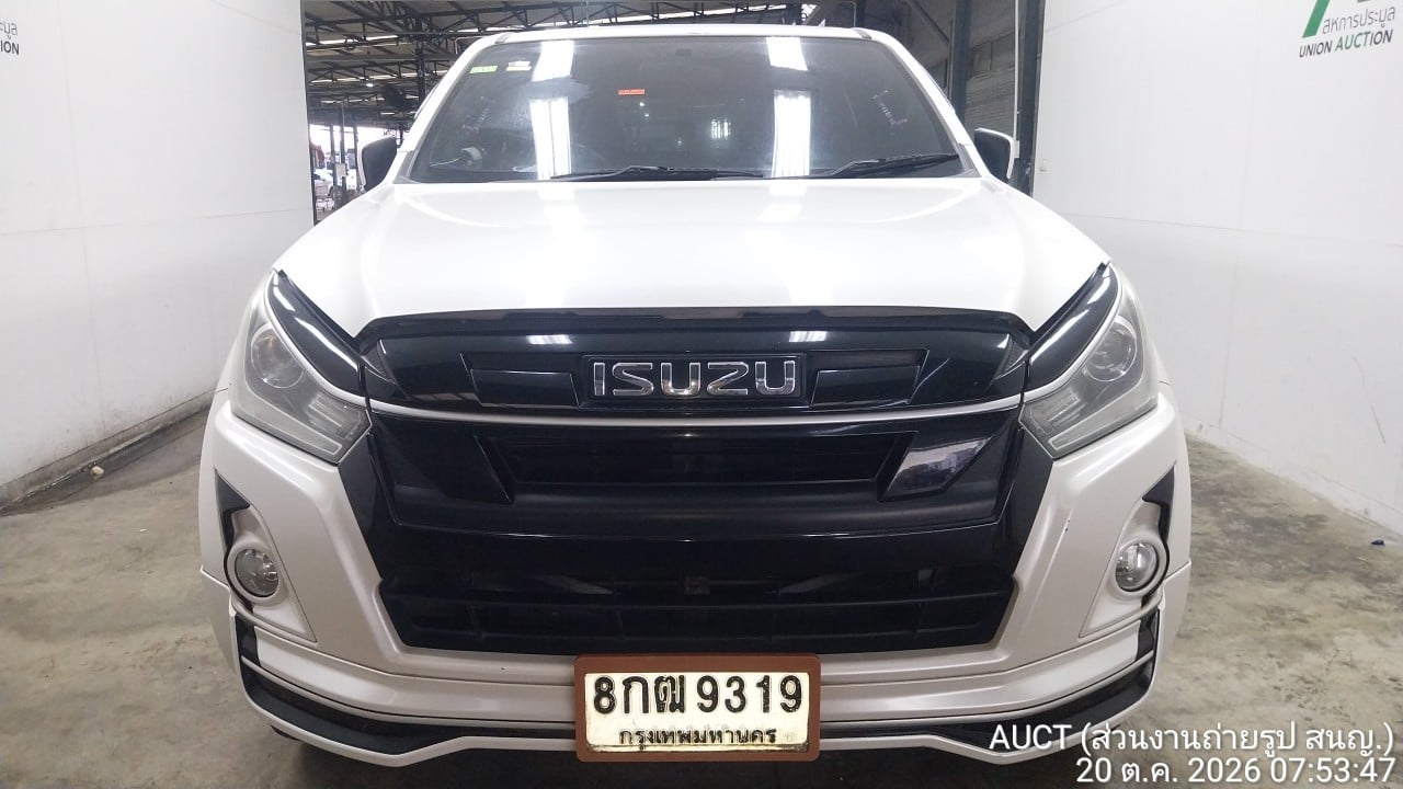 ISUZ ISUZ073 CAB4 1.9 Hi-Lander Stealth Z-Prestige AT 2019