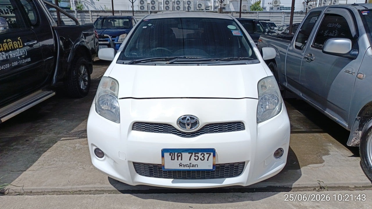 TOYO TOYO056 1.5 J MT Hatch 2013