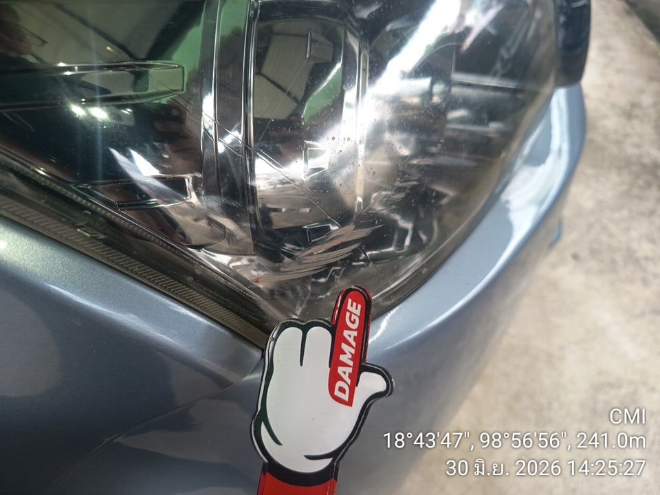ISUZ ISUZ073 SPACECAB 2.5 Hi-Lander Z-Prestige AT (VGS, Navi) 2013