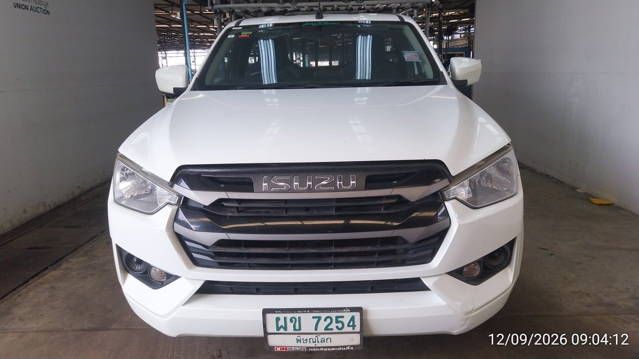 ISUZ ISUZ073 SPARK 3.0 S MT 2021