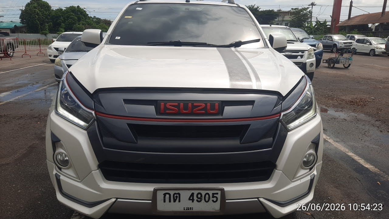 ISUZ ISUZ073 CAB4 1.9 Hi-Lander X-Series Z MT (DVD) (AB/ABS) 2019