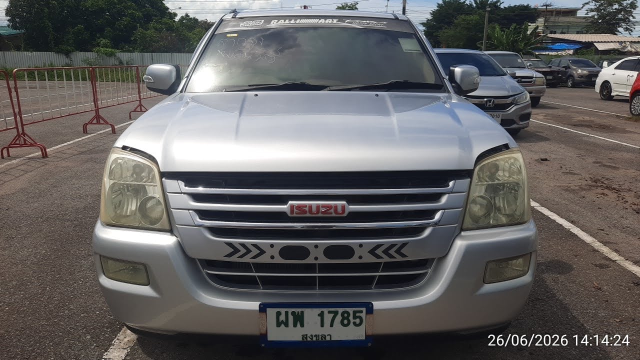 ISUZ ISUZ073 SPACECAB 2.5 SLX  i-TEQ MT 2006