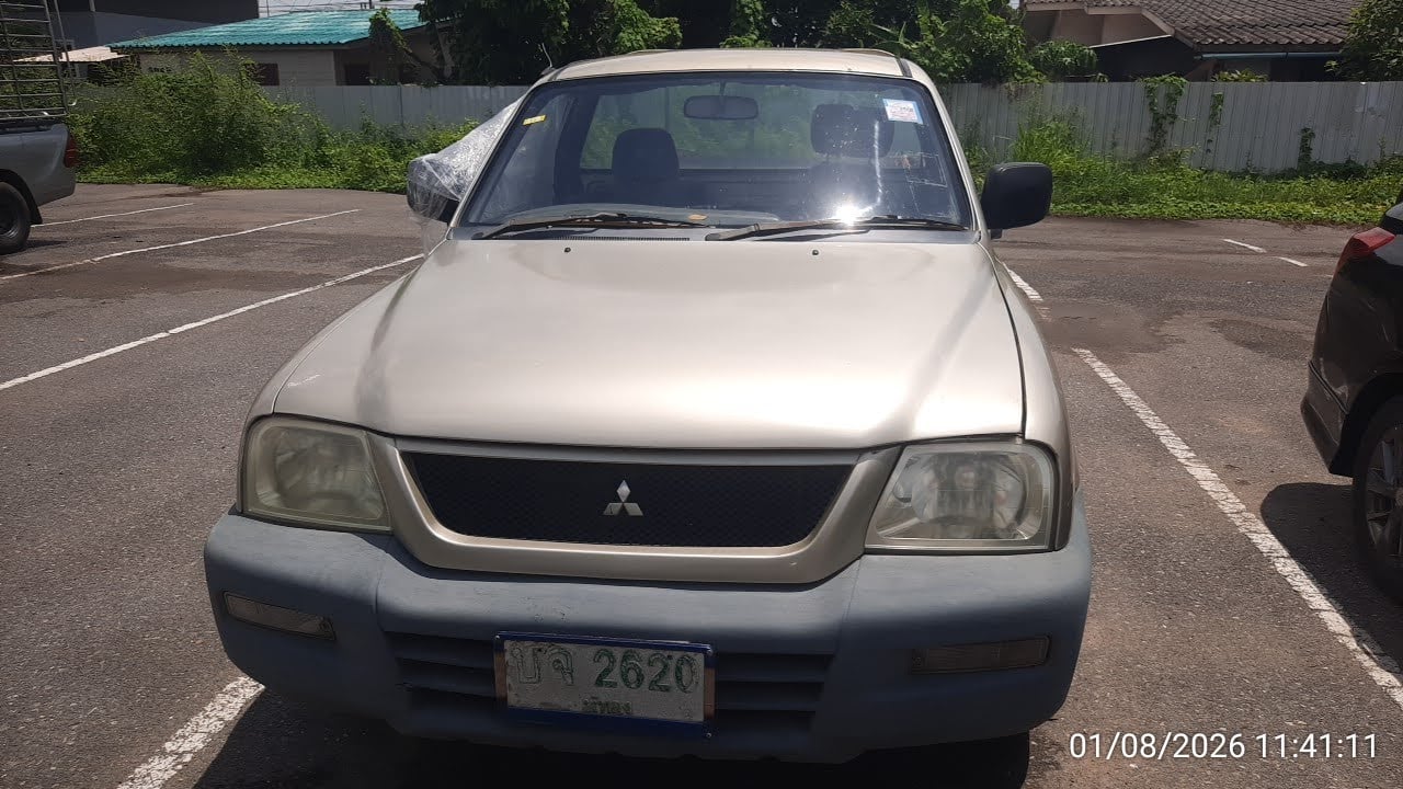MITS MITS015 Single Cab 2.5  MT 2004