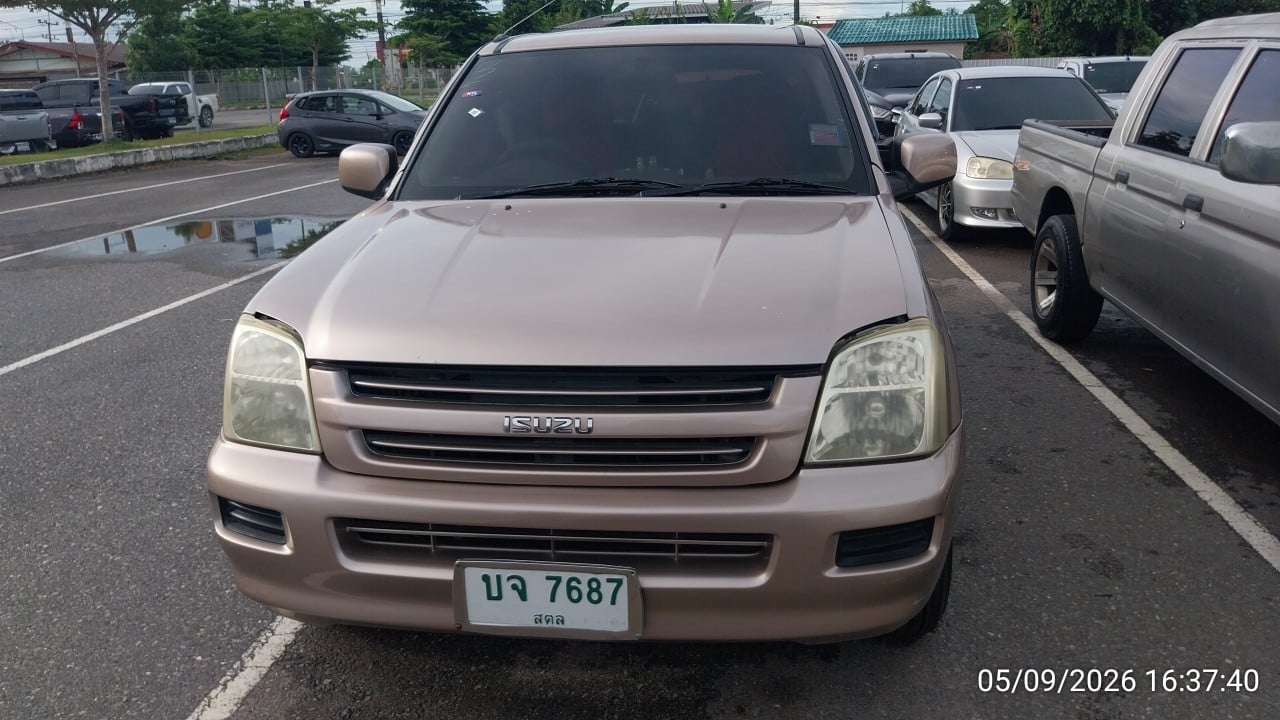 ISUZ ISUZ073 SPACECAB 2.5 SX MT 2003
