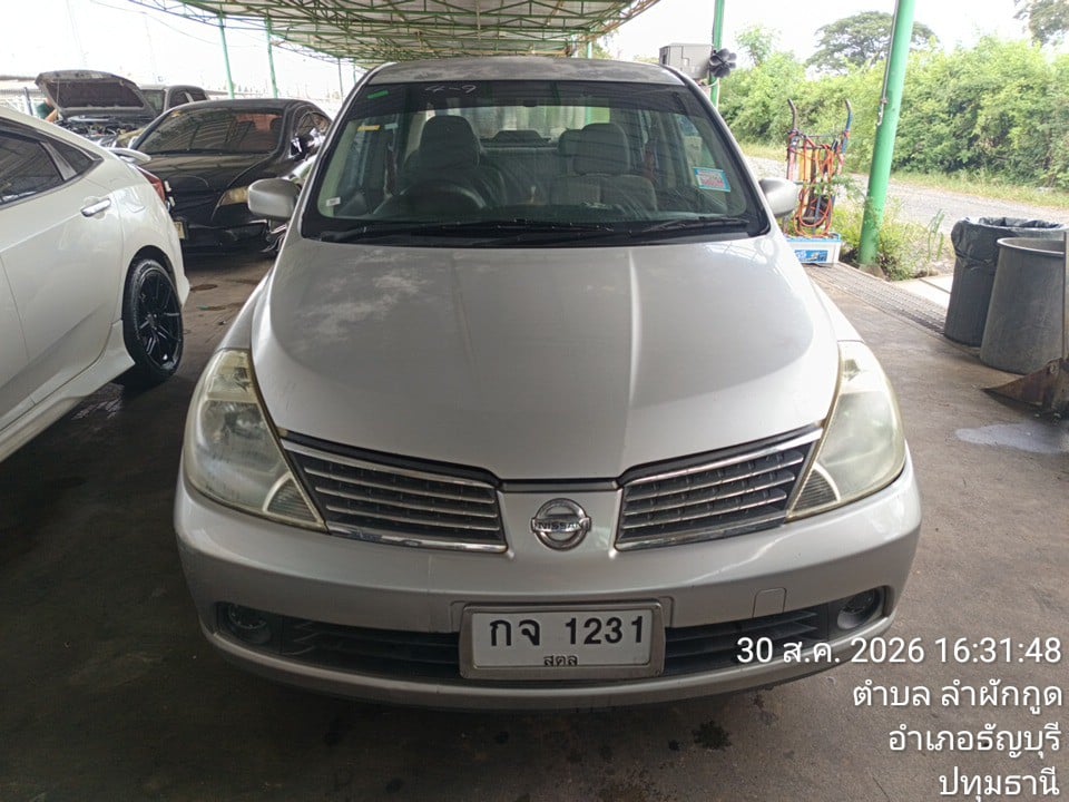 NISS NISS036 1.6 AT 2009