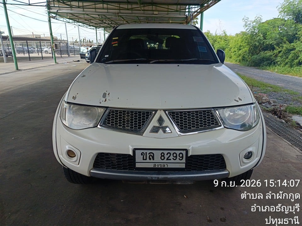 MITS MITS027 Dual Cab 2.5 GLS Plus AT (AB/ABS) 2011