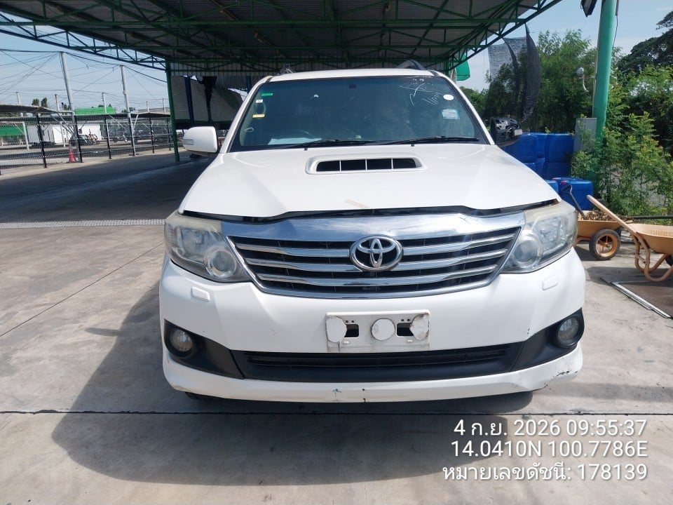 TOYO TOYO051 3.0 V 4WD AT 2013