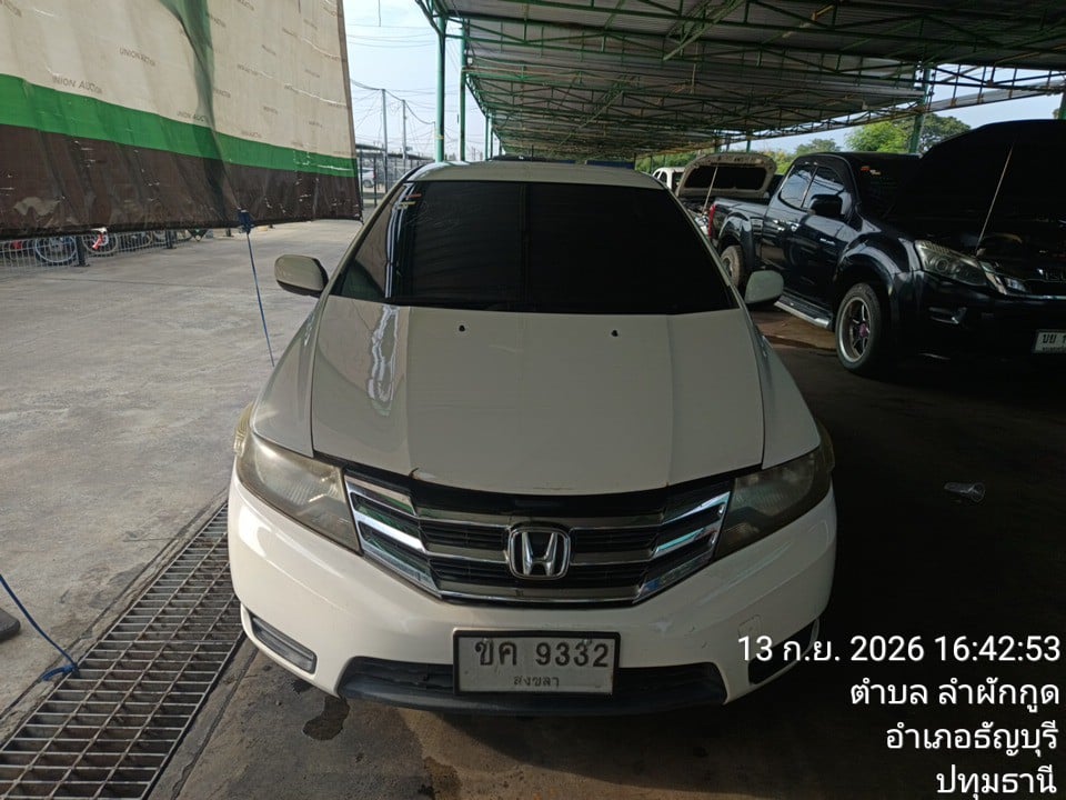 HOND HOND003 1.5 S i-VTEC AT 2013