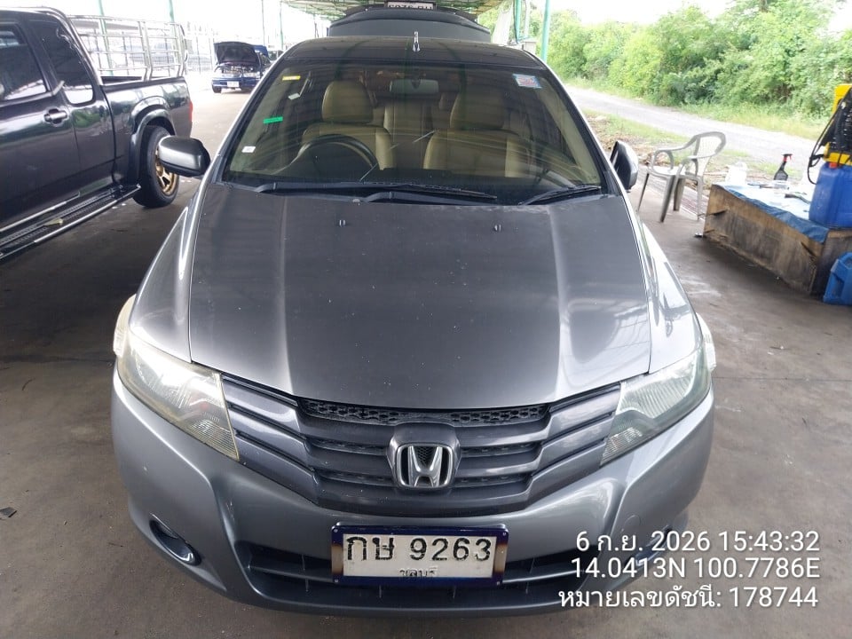 HOND HOND003 1.5 S i-VTEC AT 2010