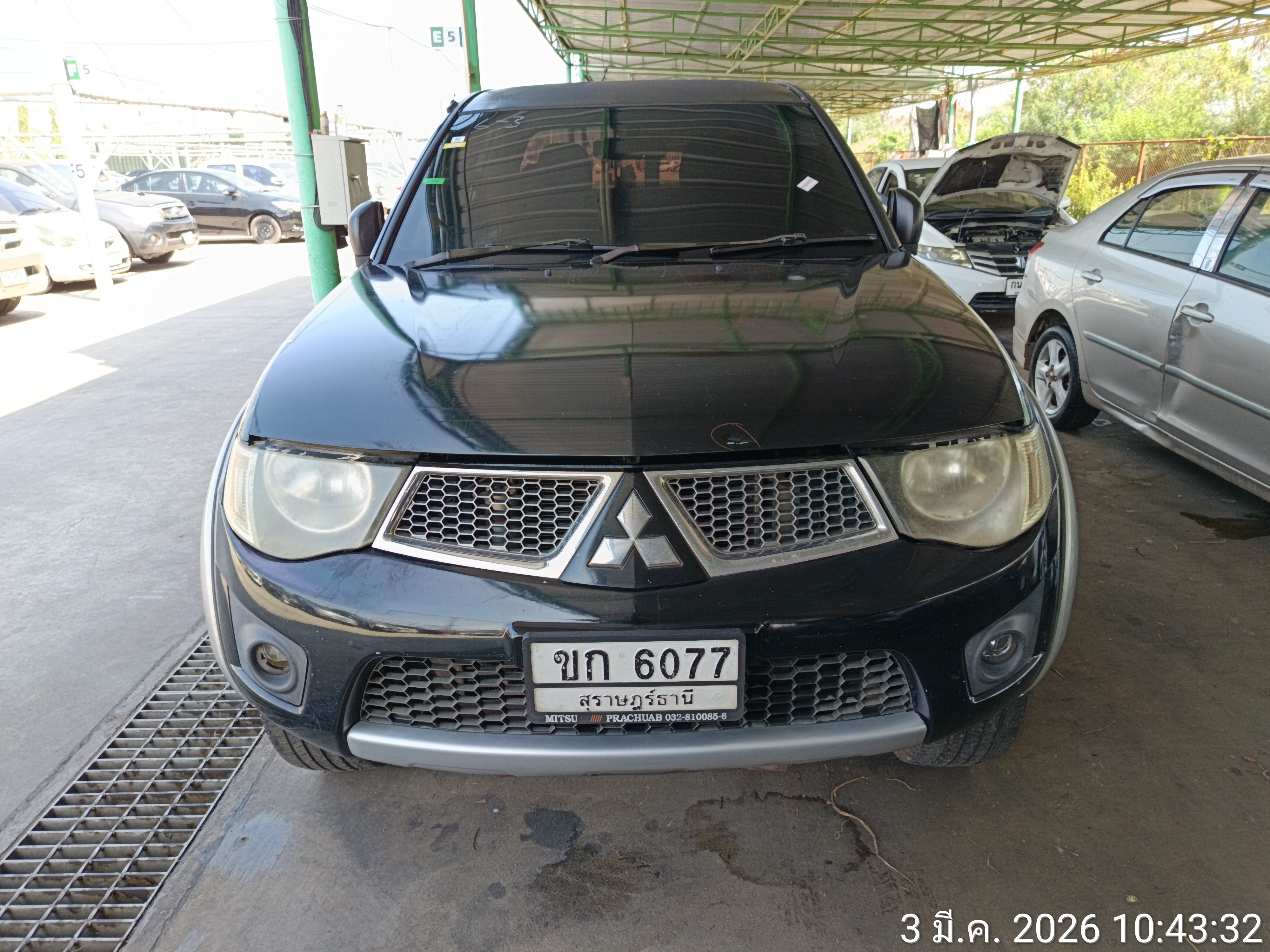 MITS MITS027 Dual Cab 2.5 GLS Plus AT (AB/ABS) 2011