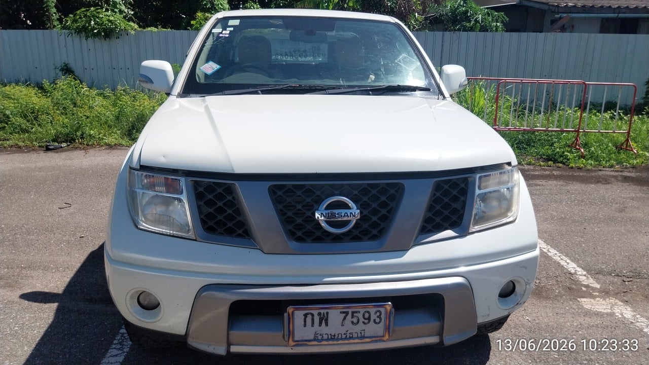 NISS NISS077 Dual Cab 2.5 Calibre MT 2013