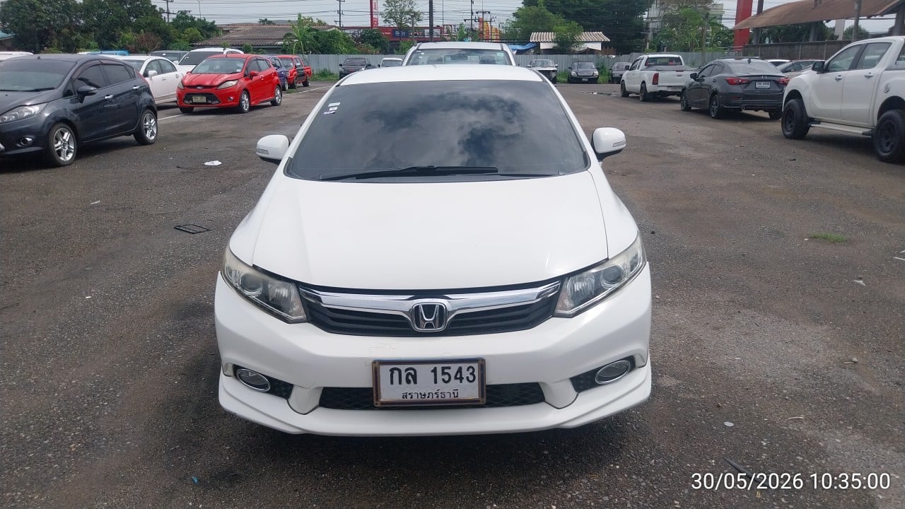 HOND HOND004 1.8 E i-VTEC AT (Navi) 2012