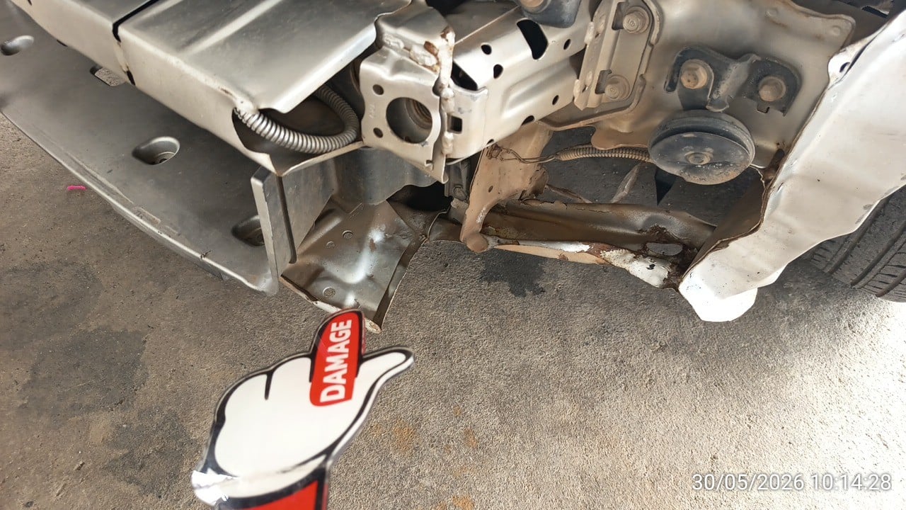 HOND HOND003 1.5 V i-VTEC AT 2010