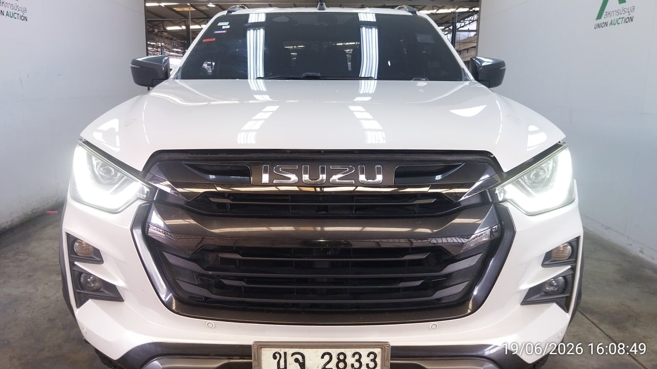 ISUZ ISUZ073 CAB4 3.0 Vcross M 4WD AT 2022