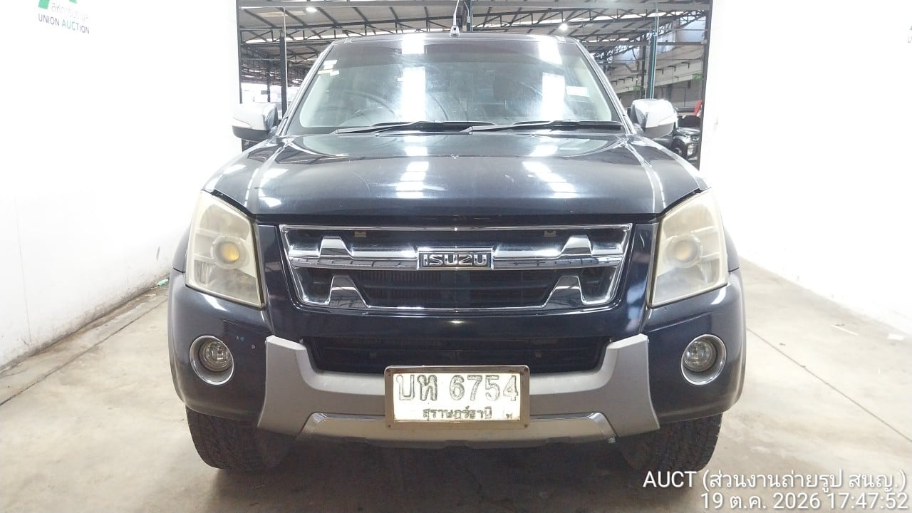 ISUZ ISUZ073 SPACECAB 2.5 Hi-Lander MT (ABS) 2011