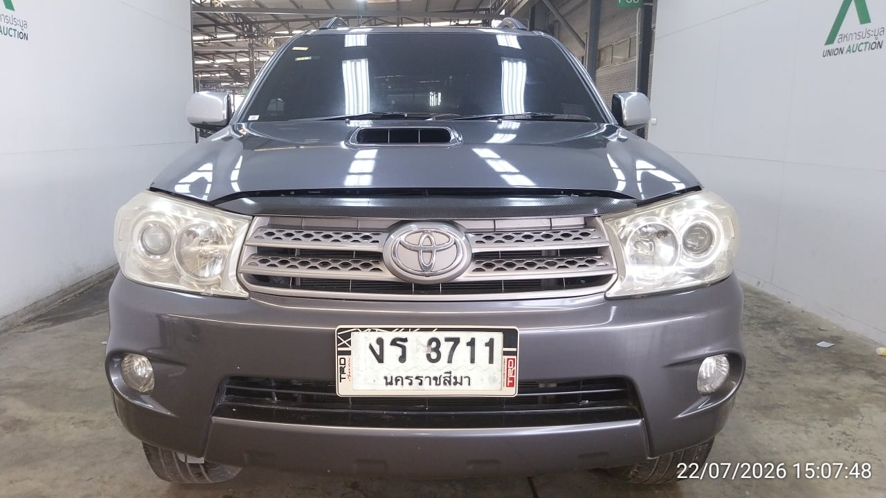 TOYO TOYO051 3.0 V AT (AB/ABS) 2011