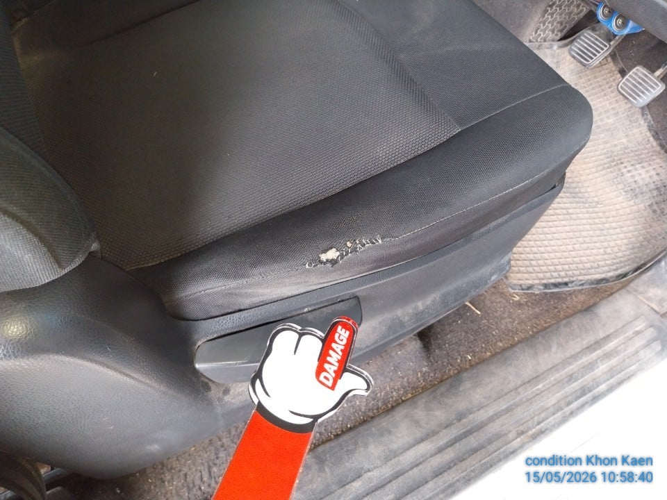 ISUZ ISUZ073 SPACECAB 2.5 S MT (AB) 2015