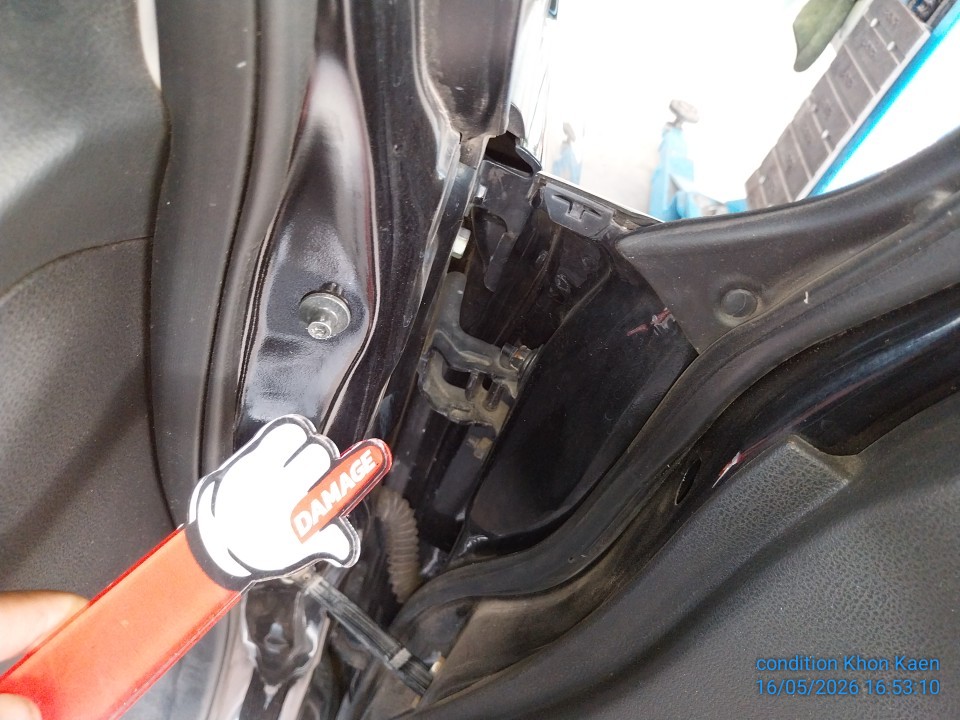 NISS NISS067 1.2 V CVT Hatch 2021