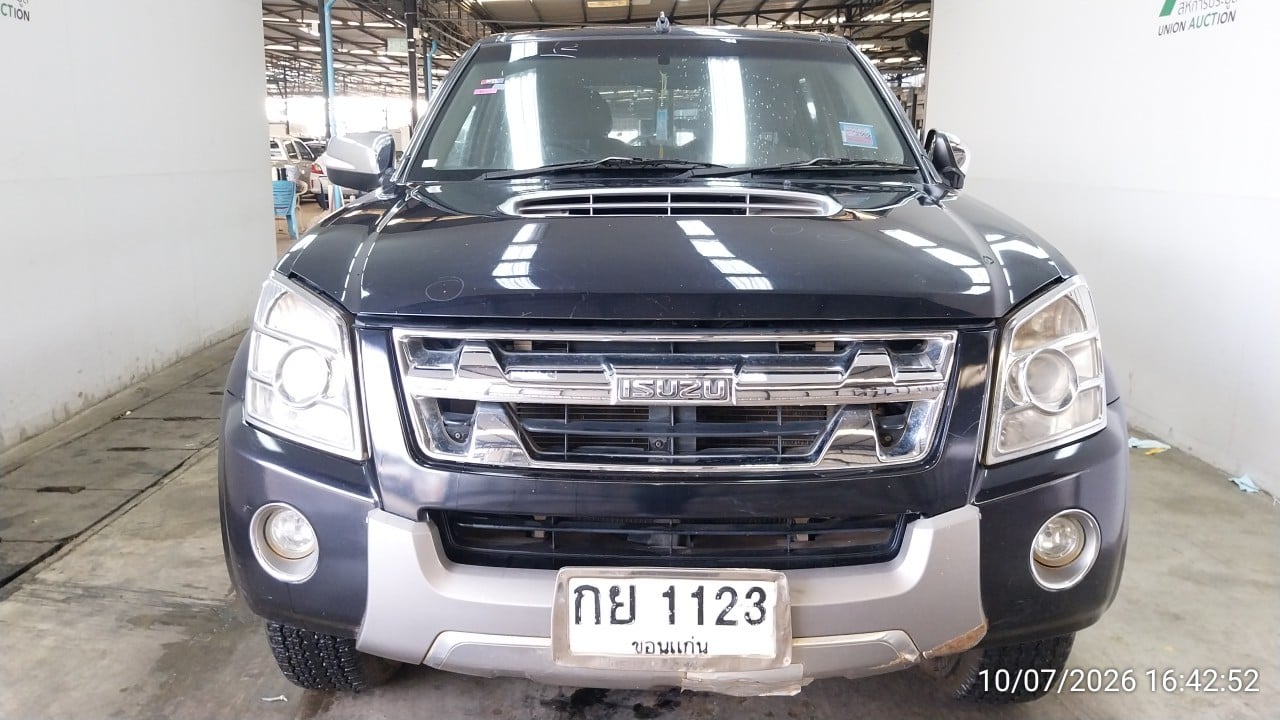 ISUZ ISUZ073 CAB4 3.0 Hi-Lander MT (VGS) 2011