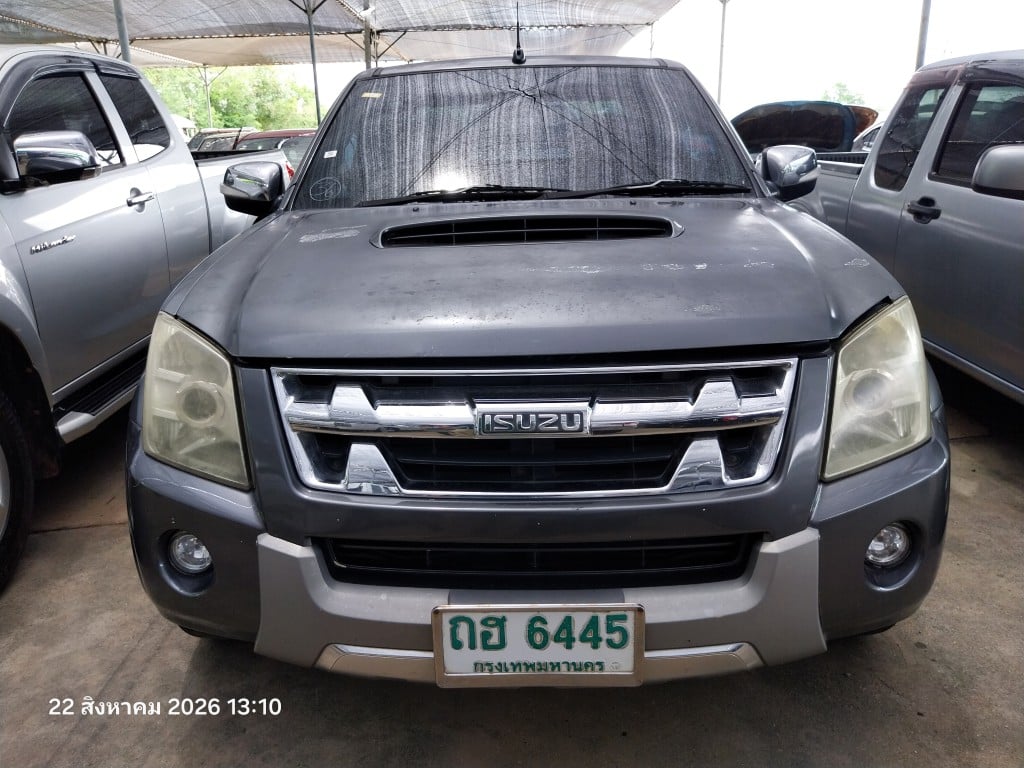 ISUZ ISUZ073 SPACECAB 3.0 Hi-Lander MT (VGS) (ABS) 2010