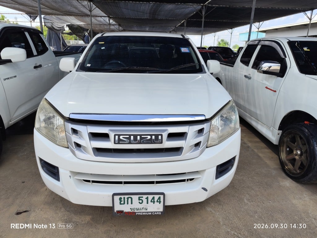 ISUZ ISUZ073 SPACECAB 2.5 S MT 2012