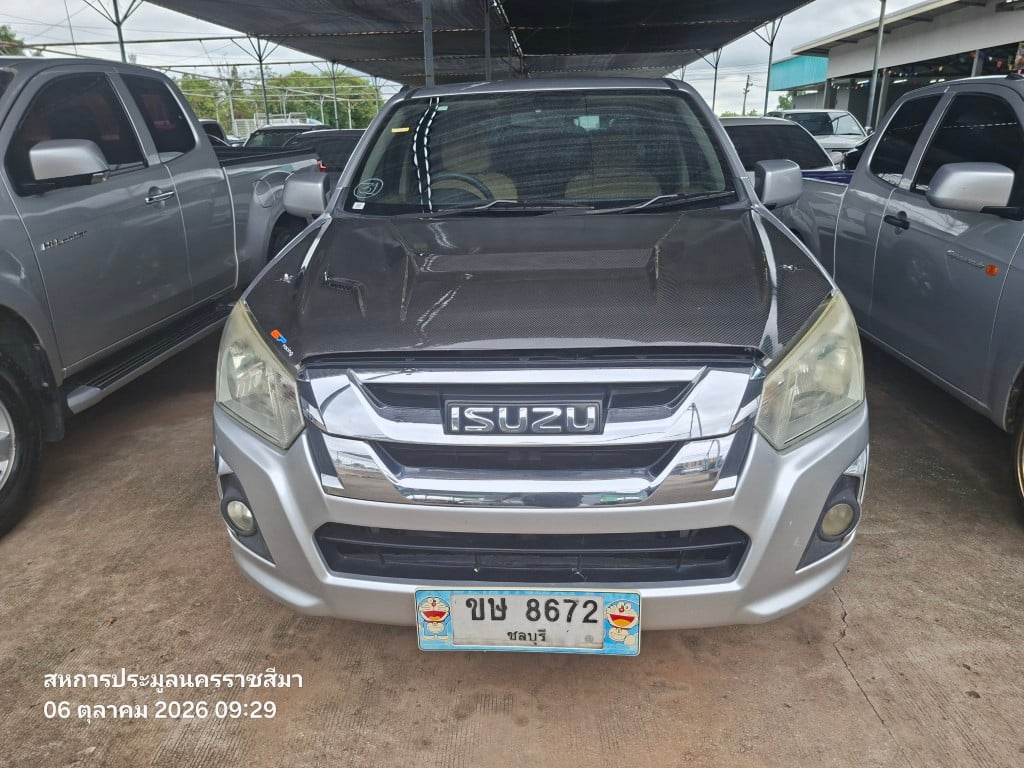 ISUZ ISUZ073 CAB4 1.9 S MT (AB) 2016